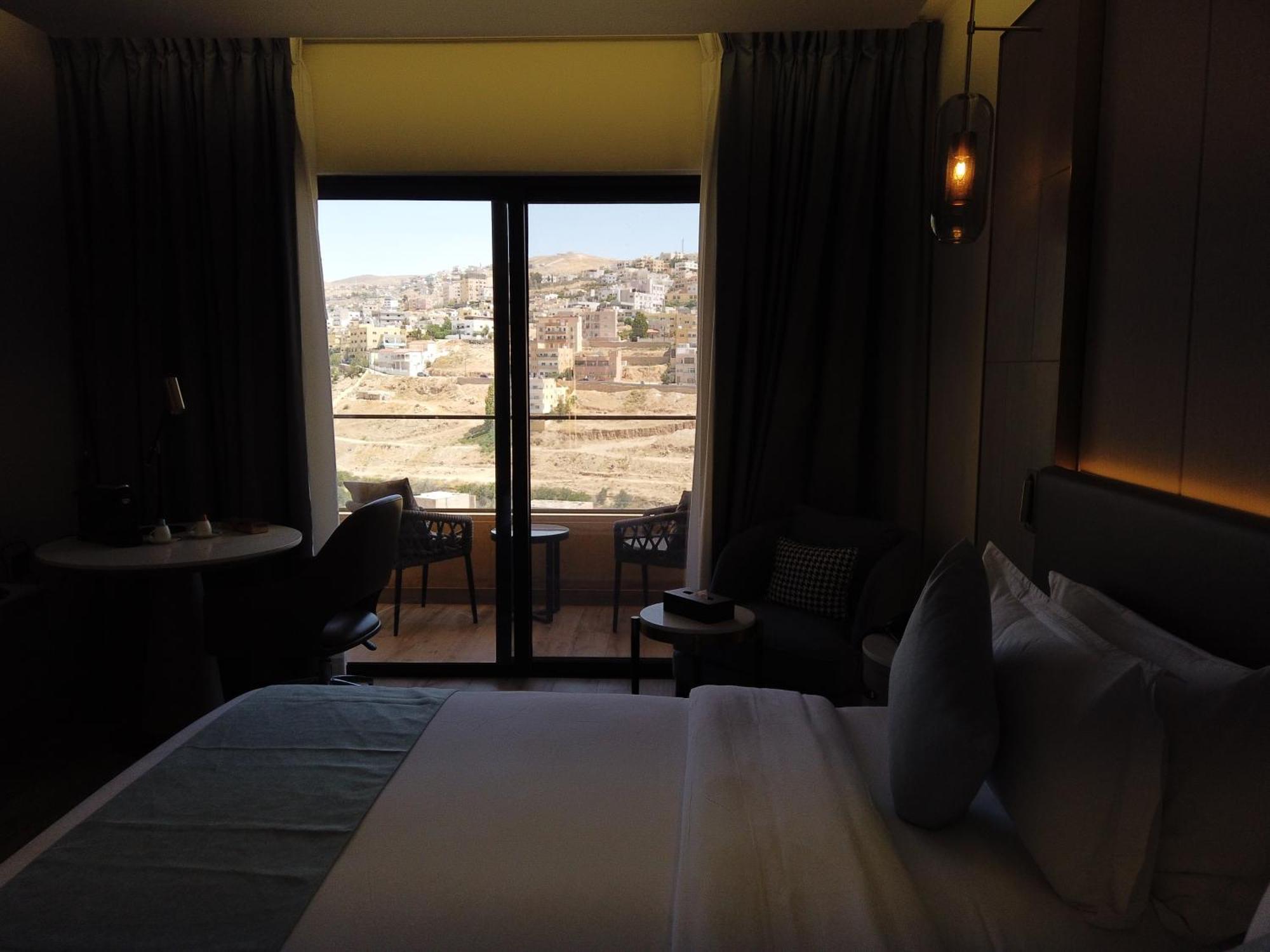H Luxury Hotel Wadi Musa Exterior photo