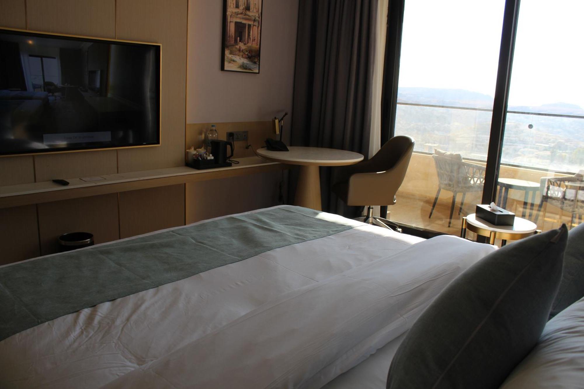 H Luxury Hotel Wadi Musa Exterior photo